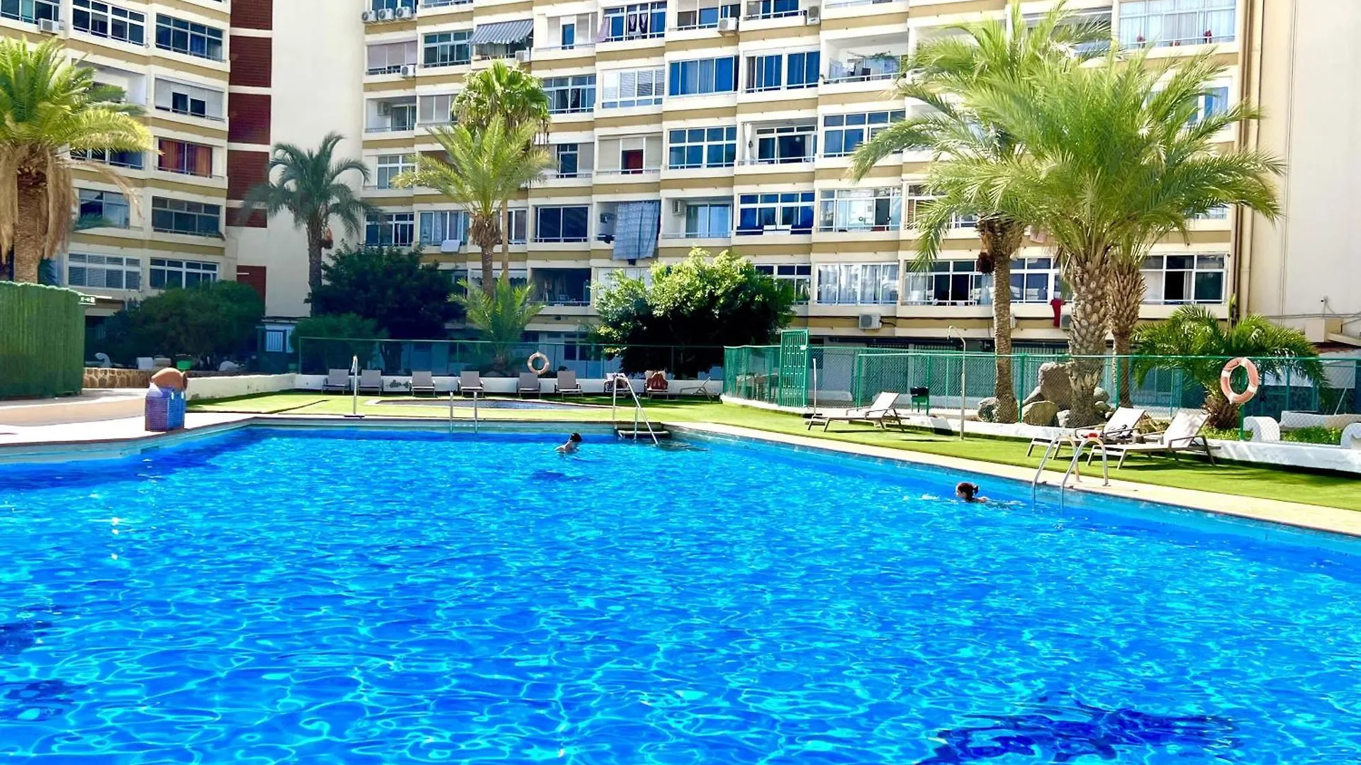 Beautiful 2-Bed Apartment In Maspalomas Near Yumbo Maspalomas (Gran Canaria)
