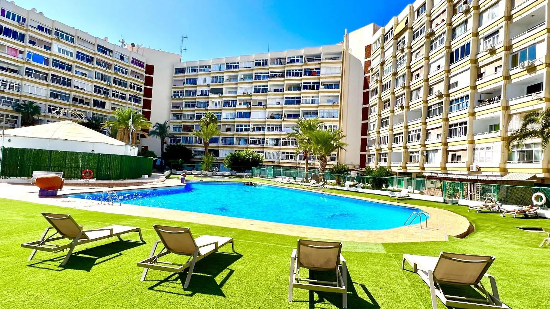 Beautiful 2-Bed Apartment In Maspalomas Near Yumbo 0*, Maspalomas (Gran Canaria) Spain
