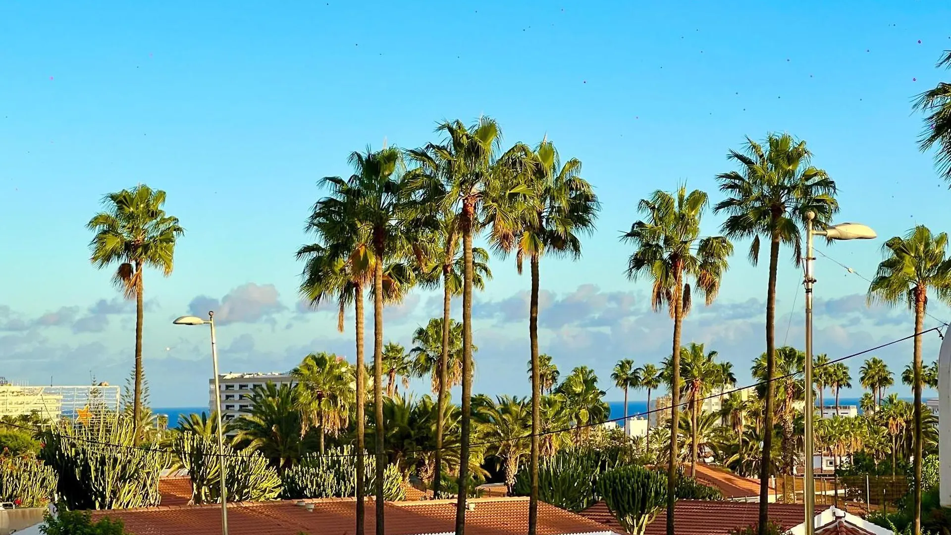 Beautiful 2-Bed Apartment In Maspalomas Near Yumbo