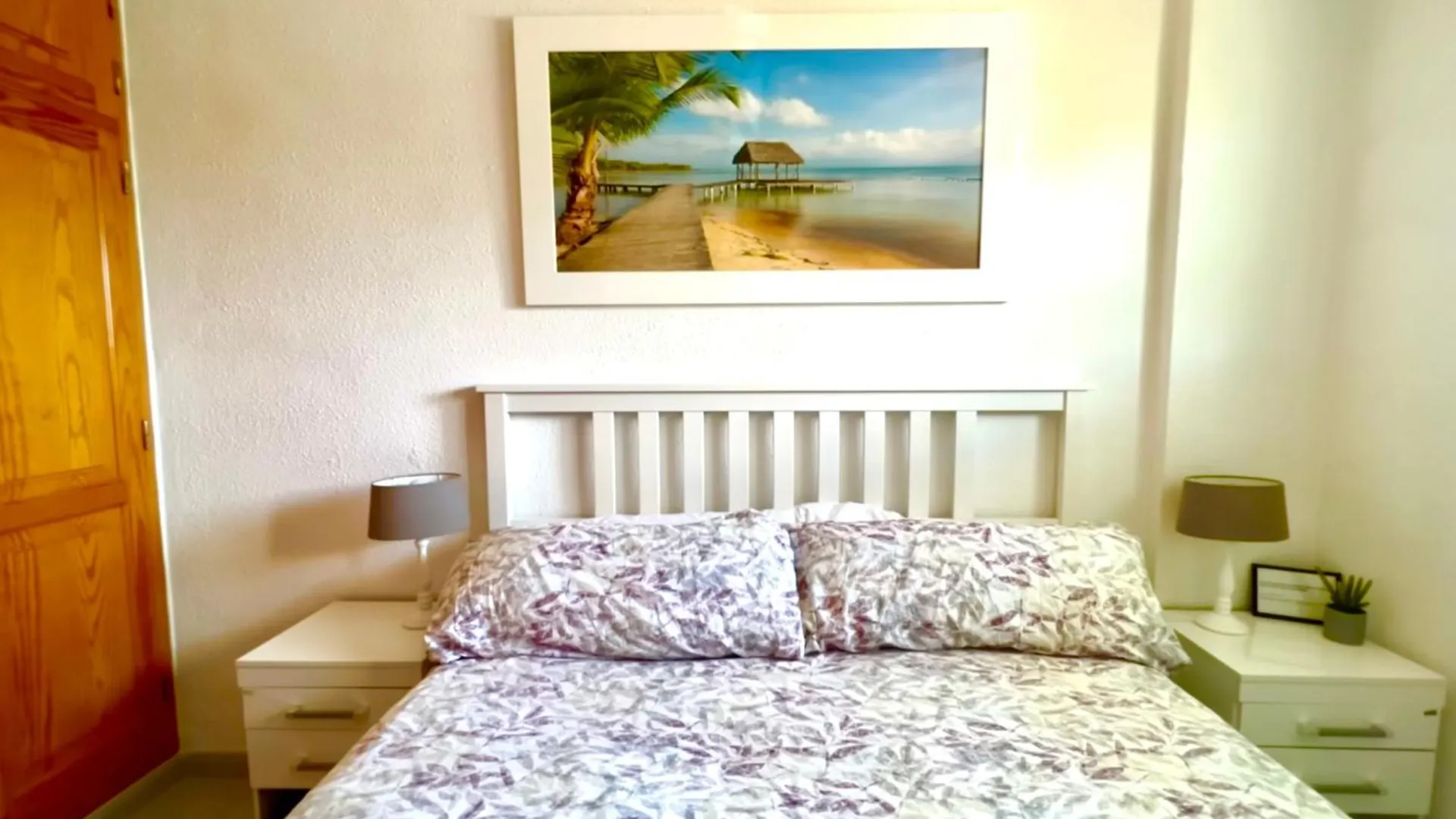 Beautiful 2-Bed Apartment In Maspalomas Near Yumbo Spain